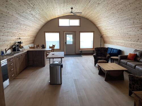 Unique 1 bedroom Quonset Hut in East Glacier Park, MT