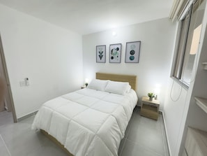 Apartemen Basic | Brankas, setrika/meja setrika, dan Wi-Fi gratis