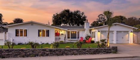 Casa (3 Bedrooms) | Vista frontal de la propiedad