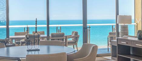 تناول الطعام