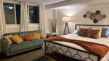 2 bedrooms, iron/ironing board, WiFi, bed sheets