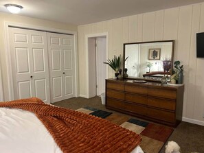 Unclassified image, 3 of 14, button - The Spacious Surprise (Hastings)