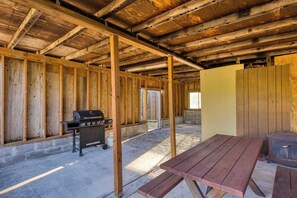 Interior - Walk to Beach & Shops Fireplace, Patio Dining & Firepit at Manzanita Ave (Manzanita)