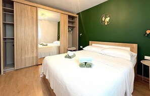 3 habitaciones, tabla de planchar con plancha y wifi gratis