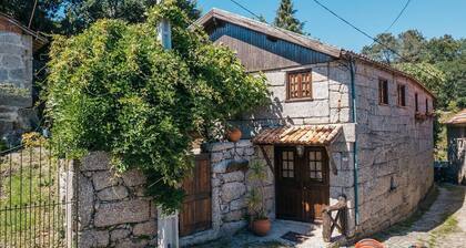 Quinta d' Azenha by House and People