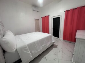 3 habitaciones, acceso a internet y ropa de cama 