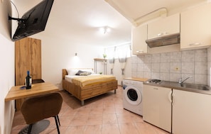 1 bedroom, free WiFi