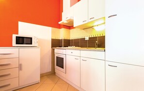 冰箱、烤箱、洗碗机、茶具/咖啡用具