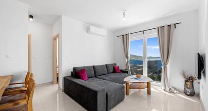 Awesome apartment in Razanj with swimming pool