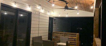 Peaceful, Southern Getaway with Spa on 2 acres near Savannah