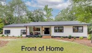 Exterior - Peaceful, Southern Getaway with Spa on 2 acres near Savannah (Guyton)