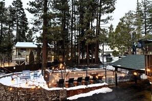 Terrace/patio - The Iceberg Tahoe (South Lake Tahoe)