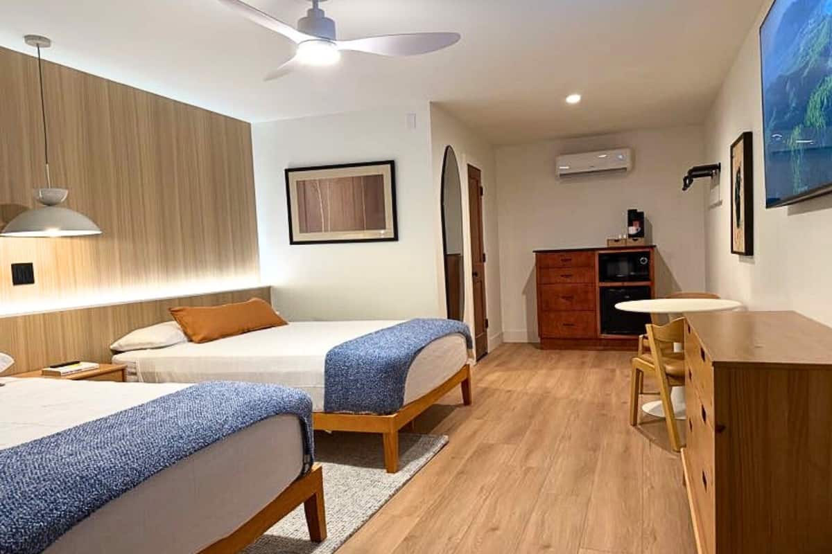 Dobbeltrom – premier | Sengetøy av topp kvalitet, minibar og individuelt dekorert