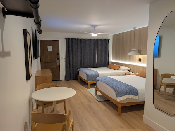 Premier Double Room | Premium bedding, minibar, individually decorated, individually furnished - The Iceberg Tahoe (South Lake Tahoe)