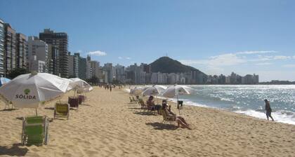 4°D3 Your Beach Retreat on the Coast Awaits You > 1-minute-from-the-sea