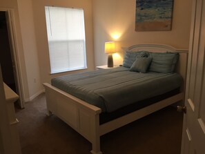2 bedrooms, iron/ironing board, WiFi, bed sheets