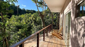 Basic Villa | Property grounds - Casa c/ Piscina Privativa, 3 Suítes Sala integrada (Cairu)