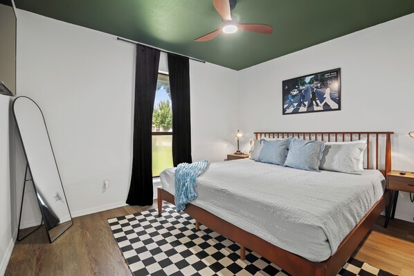 Desk, iron/ironing board, travel crib, free WiFi
