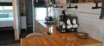 Charming Country Cottage minutes from Gainesville