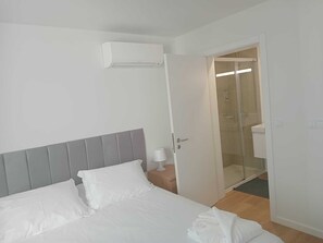 2 bedrooms, iron/ironing board, travel crib, WiFi
