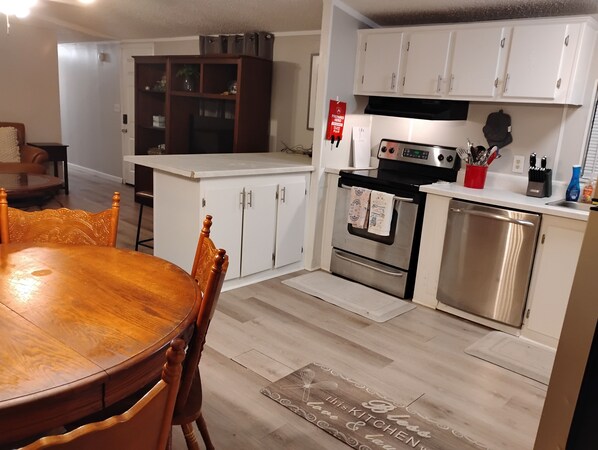 Microwave, oven, stovetop, dishwasher