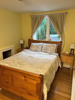 1 bedroom, desk, free WiFi