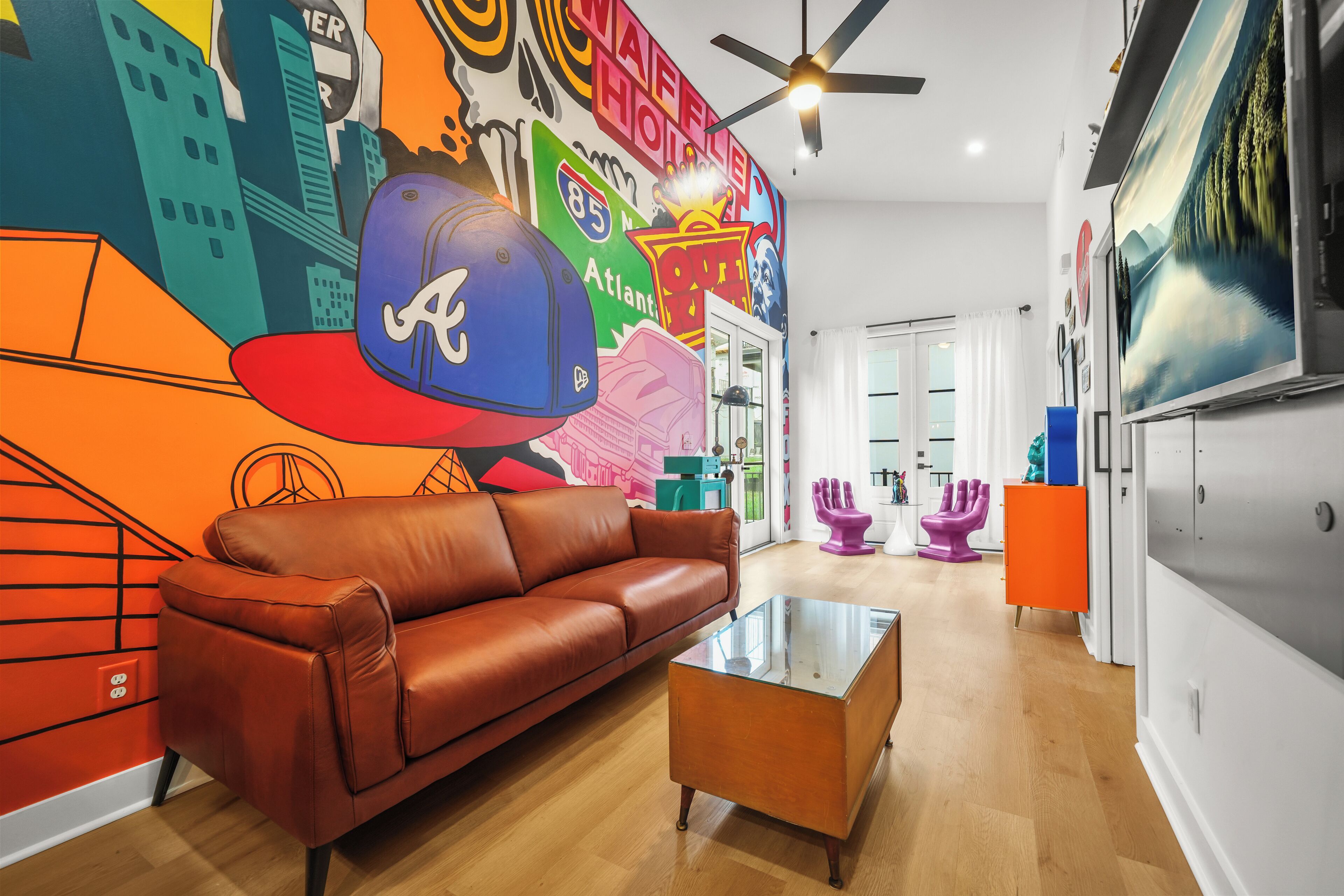 Brand New + On-site Coffee Shop + 12 Mins To Airport & 25 Mins To Downtown - Union City, GA