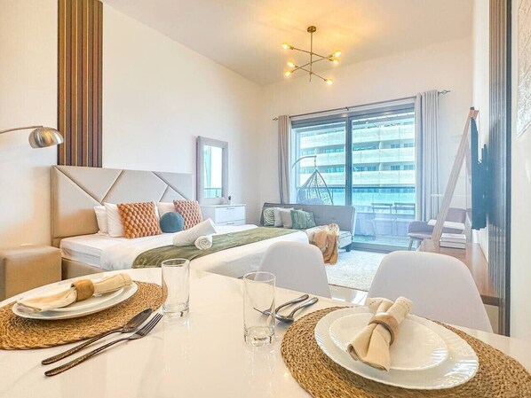 1 bedroom, desk, iron/ironing board, WiFi