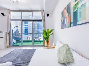 1 室のベッドルーム、デスク、アイロン / アイロン台、WiFi