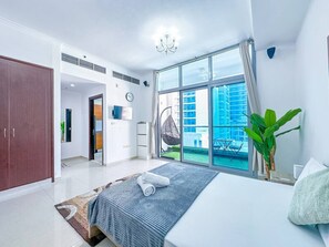 1 bedroom, desk, iron/ironing board, WiFi