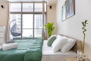 1 chambre, bureau, fer et planche à repasser, Wi-Fi