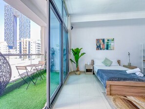 1 bedroom, desk, iron/ironing board, WiFi