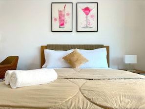 1 bedroom, desk, iron/ironing board, WiFi