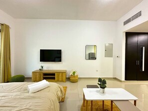 1 غرفة نوم ومكتب ومكواة/لوح كي وواي فاي