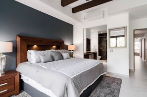 2 bedrooms, iron/ironing board, internet, bed sheets