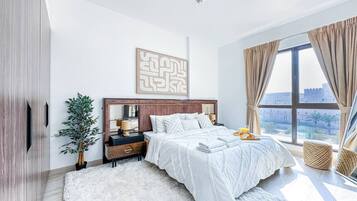 1 habitación, escritorio, tabla de planchar con plancha y wifi