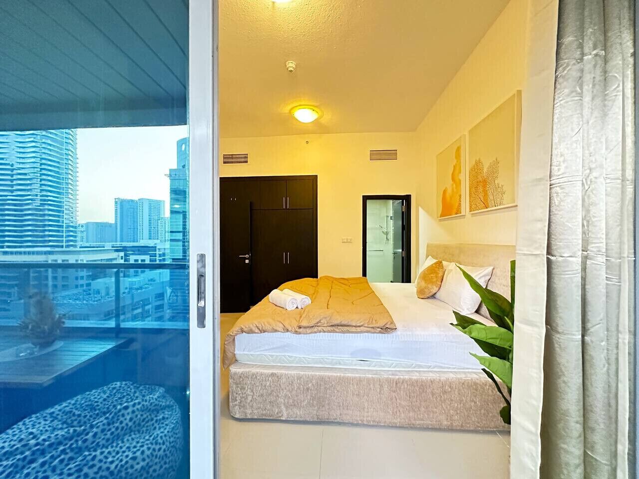 1 camera, una scrivania, ferro/asse da stiro, Wi-Fi