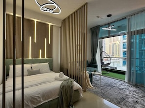 1 chambre, bureau, fer et planche à repasser, Wi-Fi
