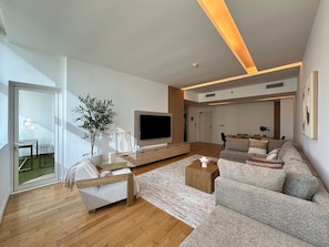 TV, stereo