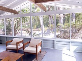 Luxury Cabin, Kitchen, Garden View | Terrace/patio