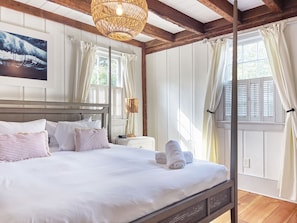 Ferienhütte | Betten mit Memory-Foam-Matratzen, kostenloses WLAN