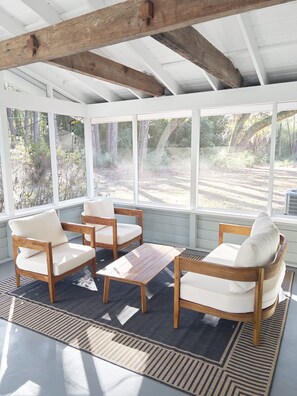 Cabane Luxe, cuisine, vue jardin | Terrasse/Patio