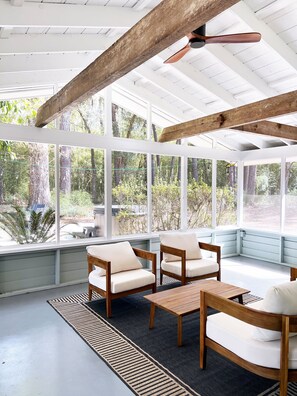 Cabane Luxe, cuisine, vue jardin | Terrasse/Patio