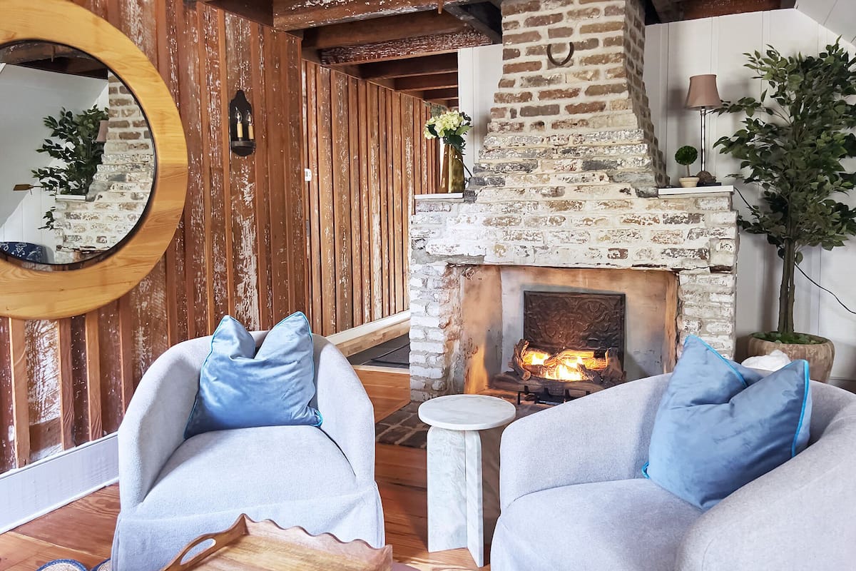 Cabin | Living area