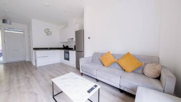 House, Patio | Living area