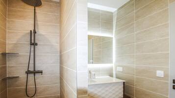 Dutxa i assecador de cabells