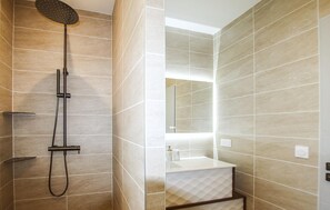 Dusche, Haartrockner
