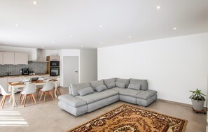 Smart TV, stereo