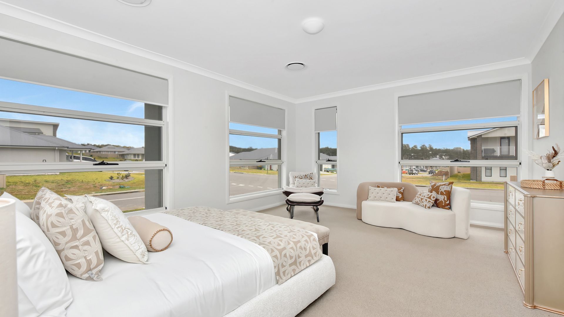 4 bedrooms, iron/ironing board, free WiFi