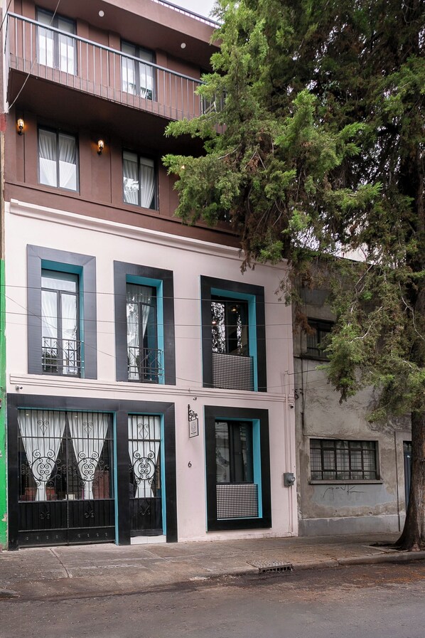 Overnatningsstedets facade